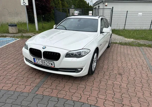 samochody osobowe BMW Seria 5 cena 49000 przebieg: 285000, rok produkcji 2011 z Tychy